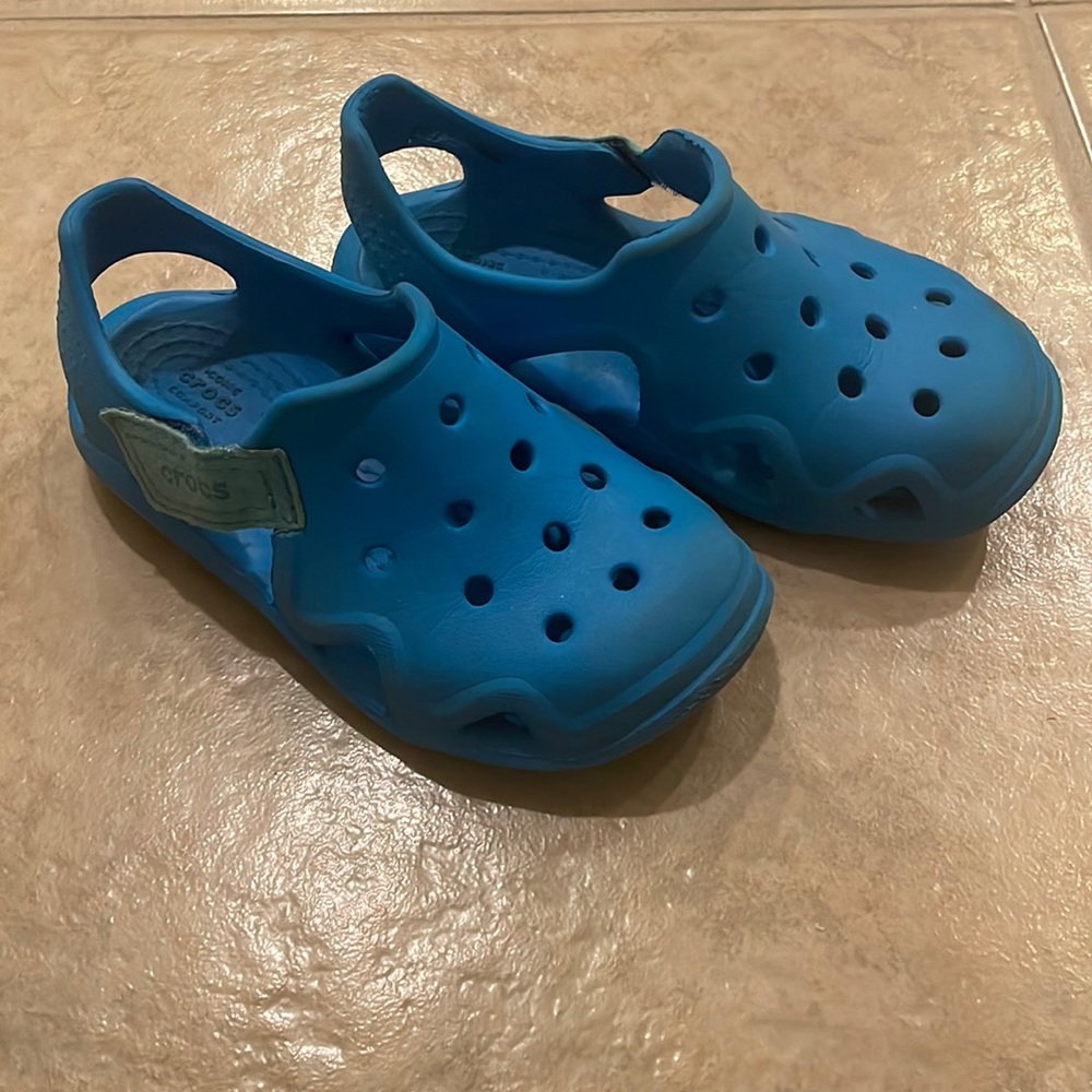 Crocs kids SZ C9